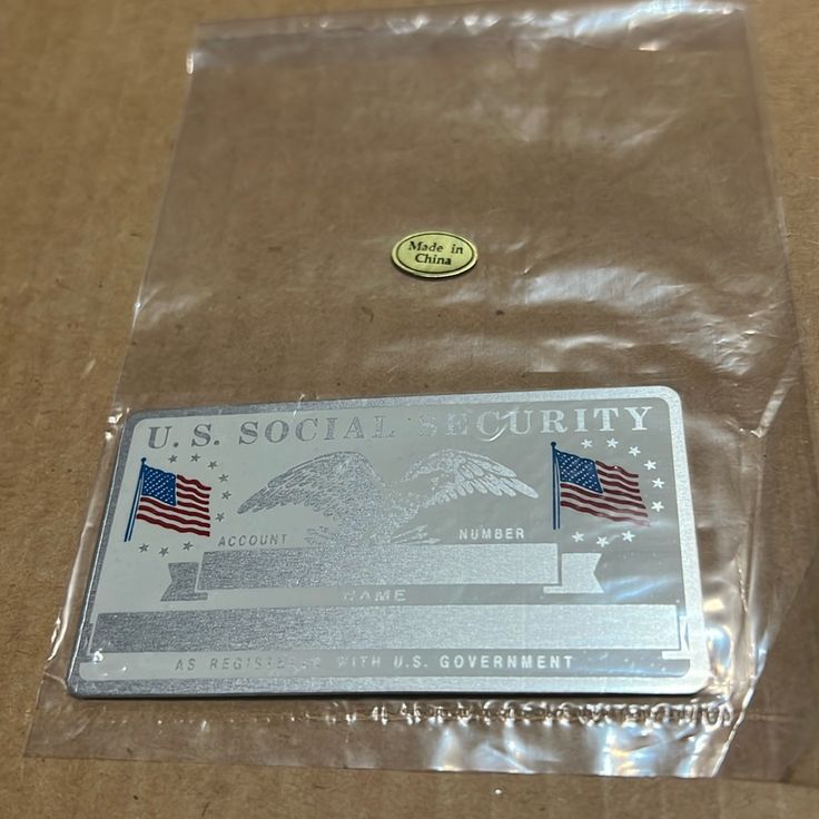 New-Vintage-Ssn-Social-Security-Card-Metal-Usa-Silver-Eagle-Flag-Large-H-8-_-Color_-Blue_Silver-_-Size_-Os.jpeg